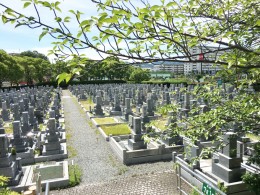 寝屋川市公園墓地（寝屋川市）