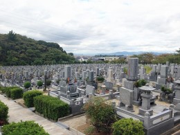 大阪狭山市営西山霊園（大阪狭山市）