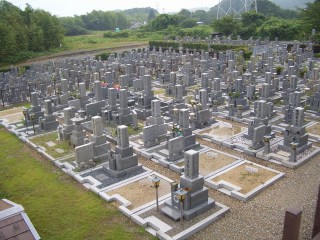 龍間霊園（大東市）